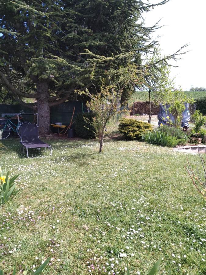 Rosemary Cottage Sergines Exterior photo